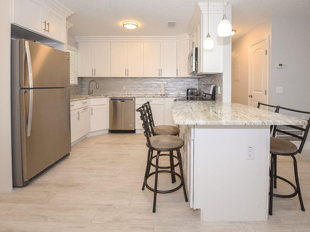 159 HOLLAND RD — photo 10