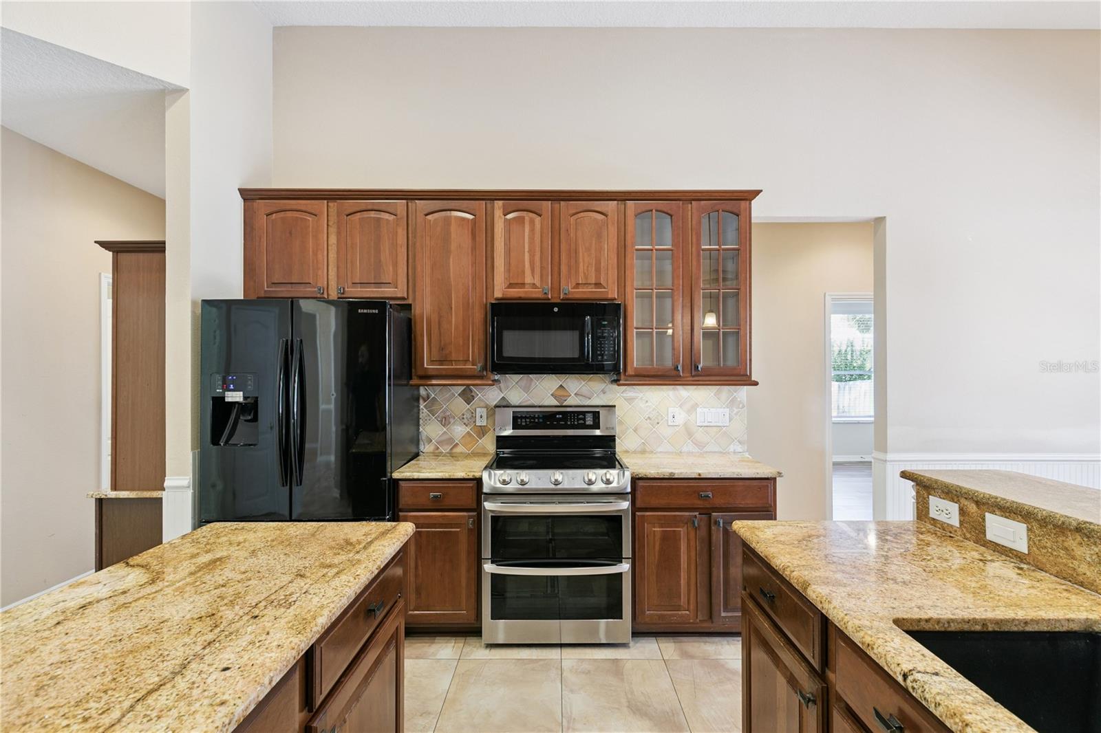 5700 CLIMBING ROSE WAY — photo 11