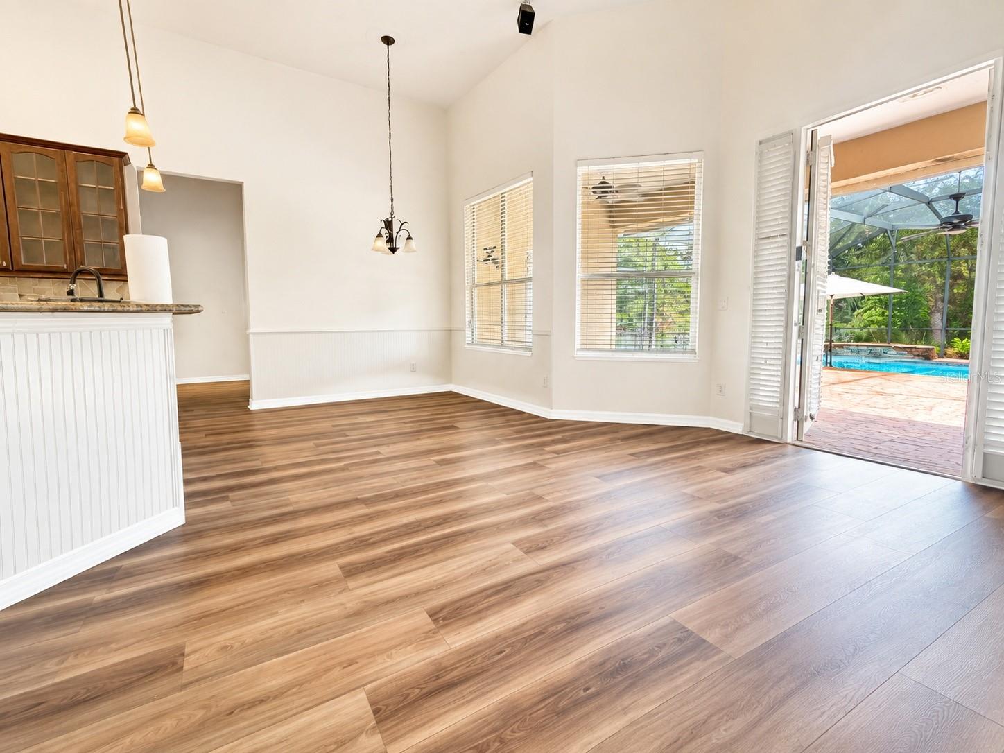 5700 CLIMBING ROSE WAY — photo 8