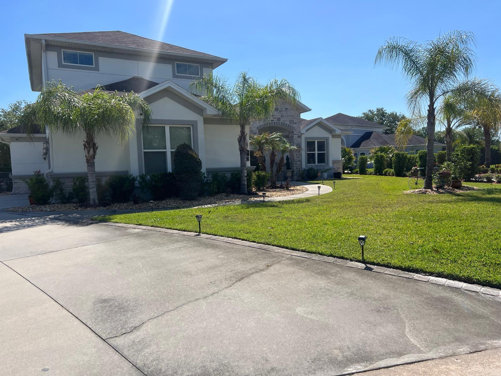 12 LIONSPAW GRAND — photo 7