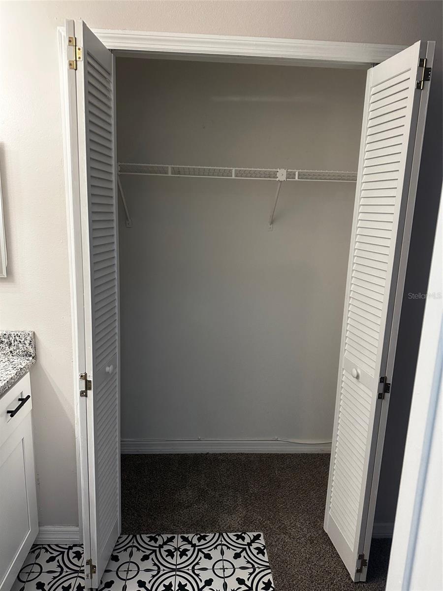 409 ELKIN AVE — photo 11