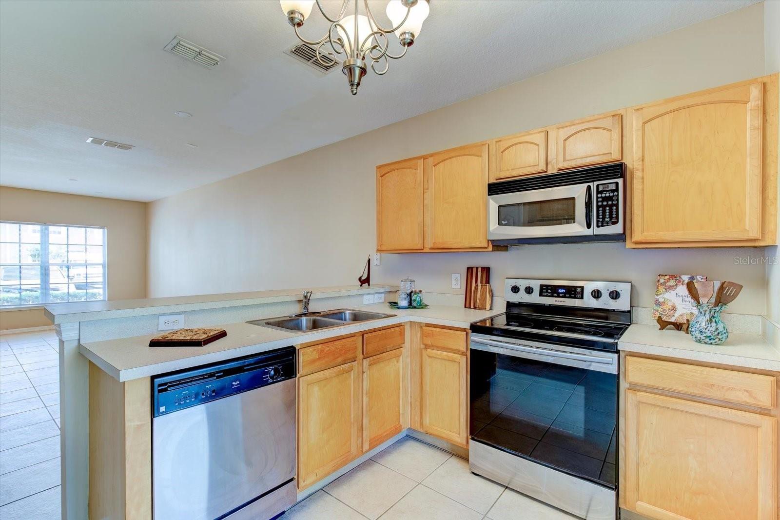509 WILTON CIR — photo 5