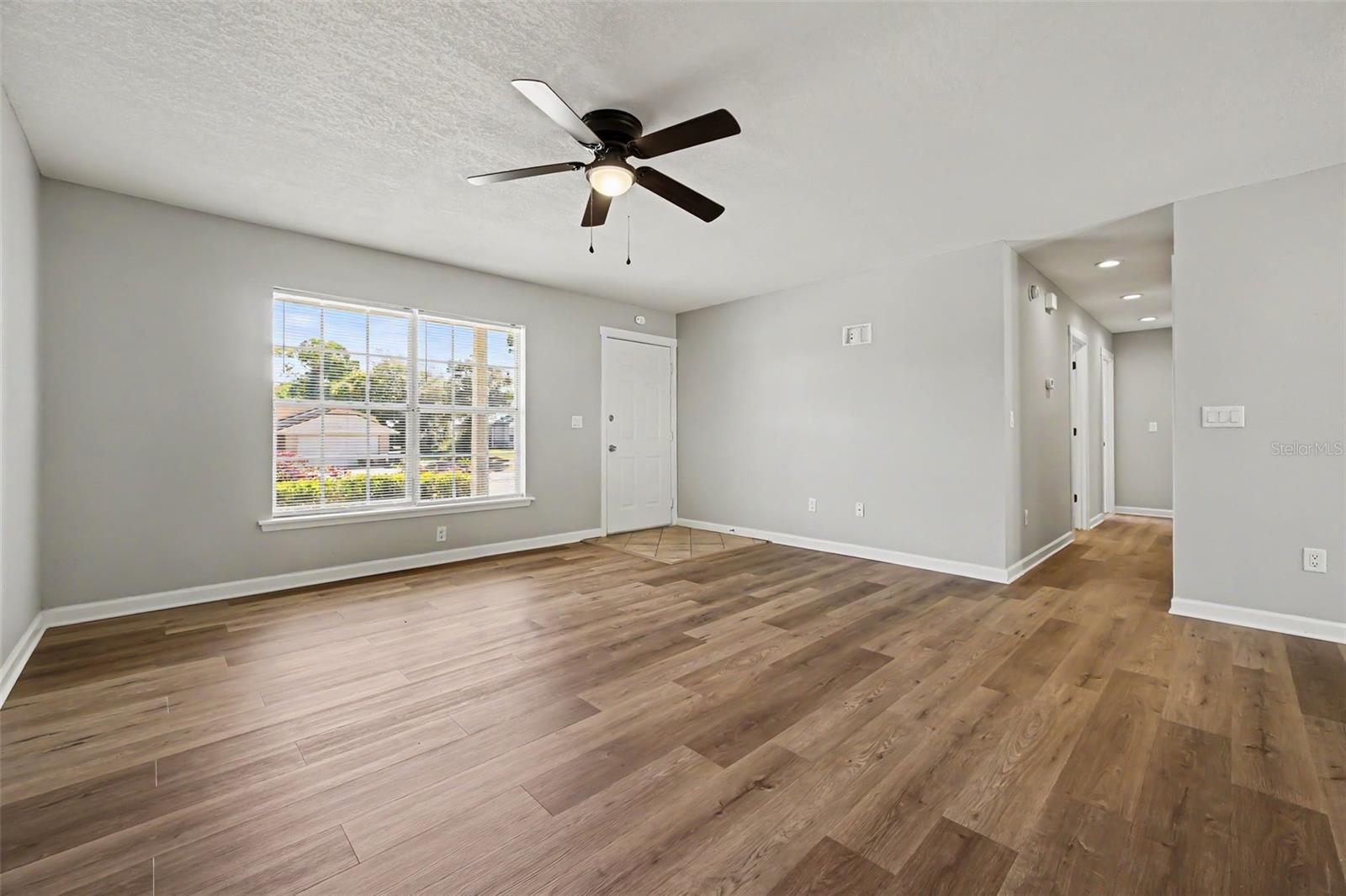 756 SHAFTON AVE — photo 3