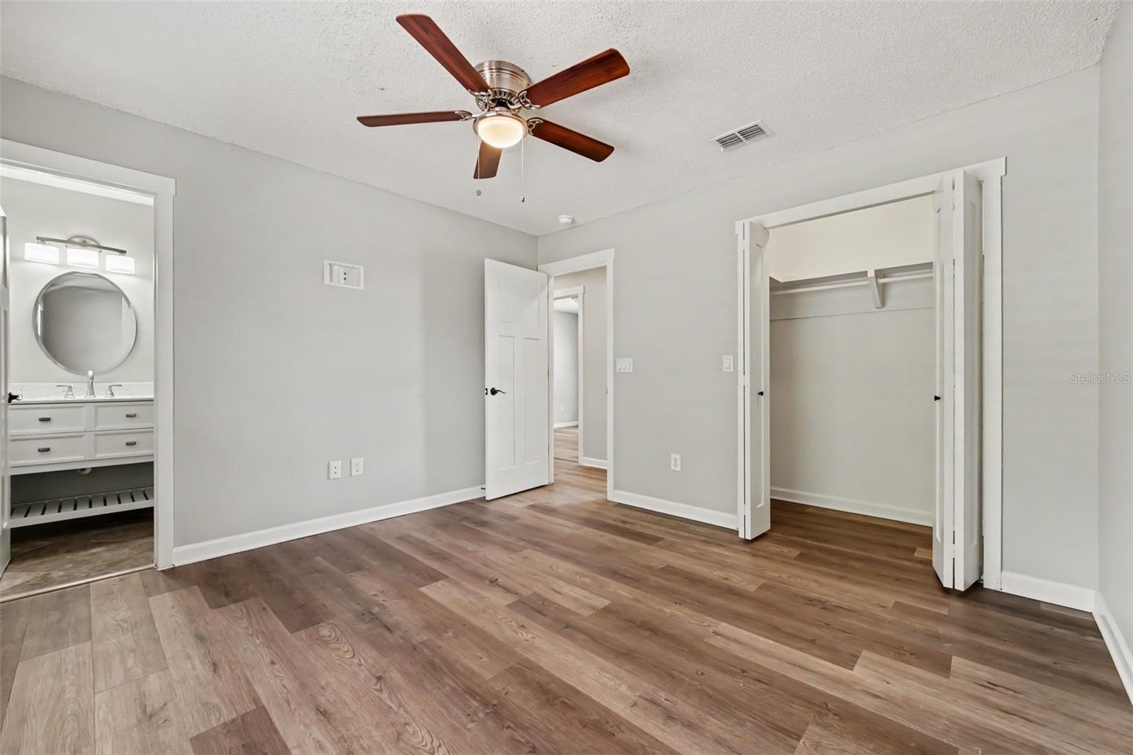 756 SHAFTON AVE — photo 8