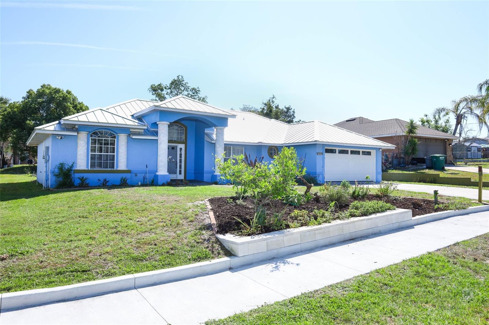 1932 MONTEREY DR — photo 9