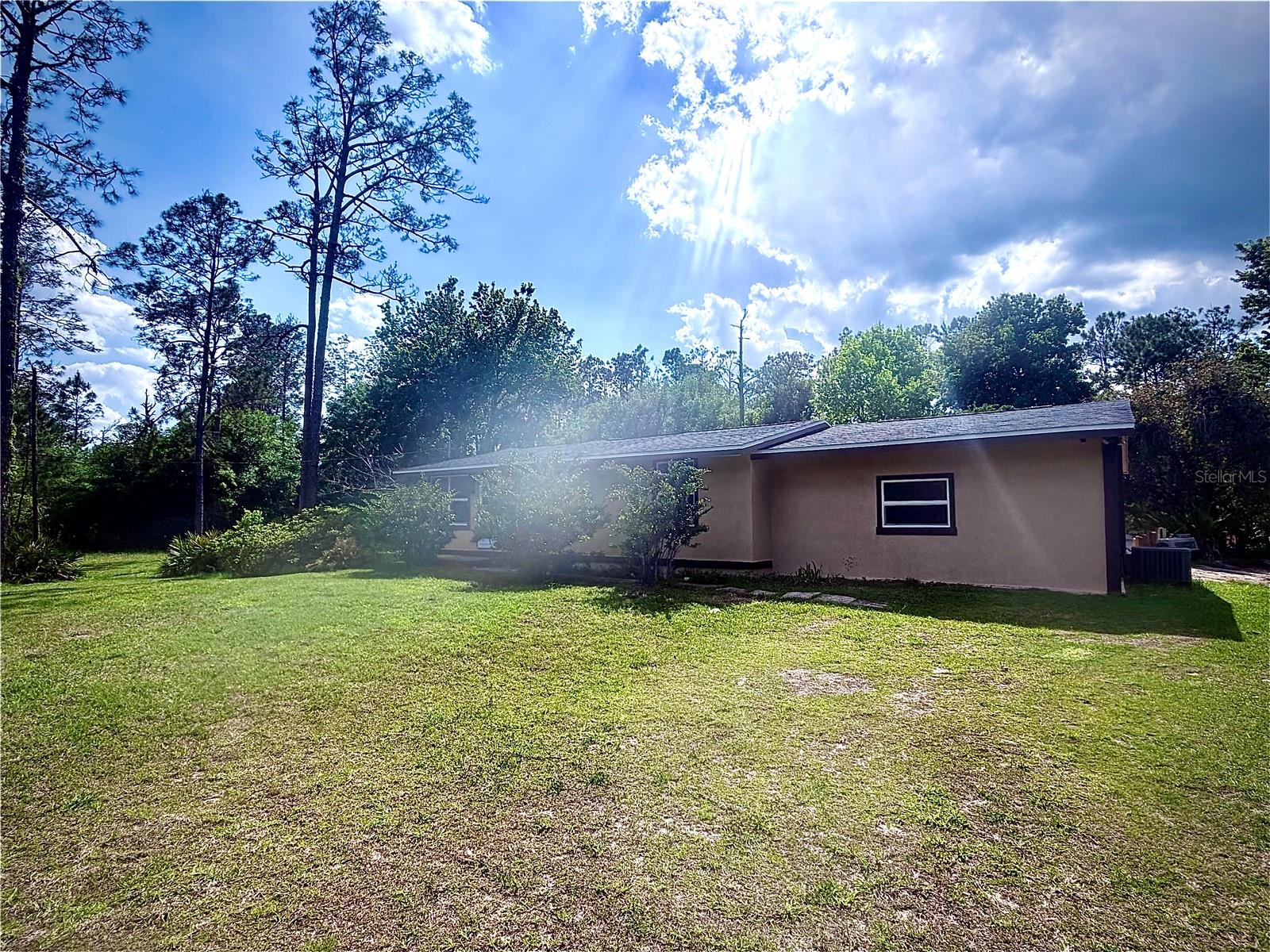 375 PINE WOODS RD