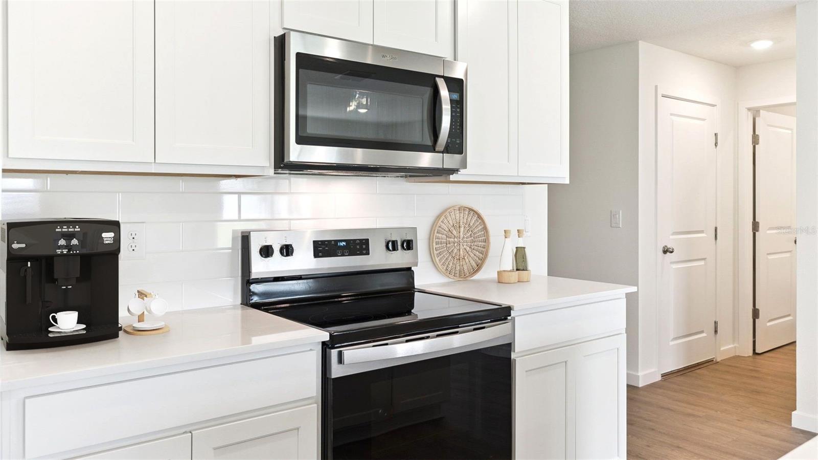 770 ARLENE DR — photo 3