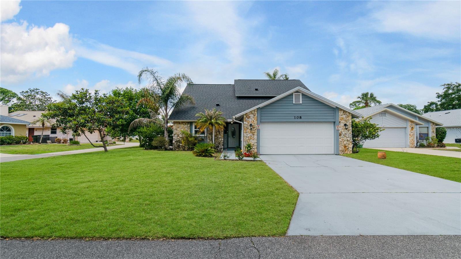 108 GREBE CT