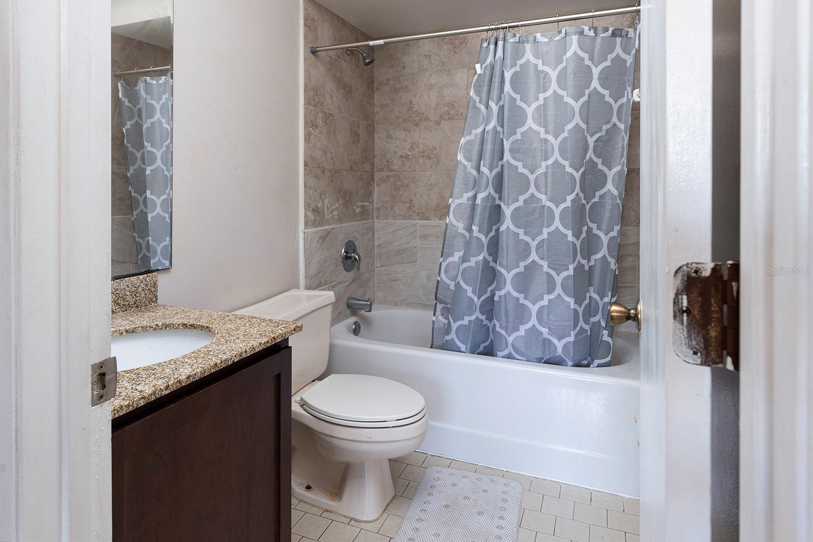 507 NORTHLAKE DR #507 — photo 11