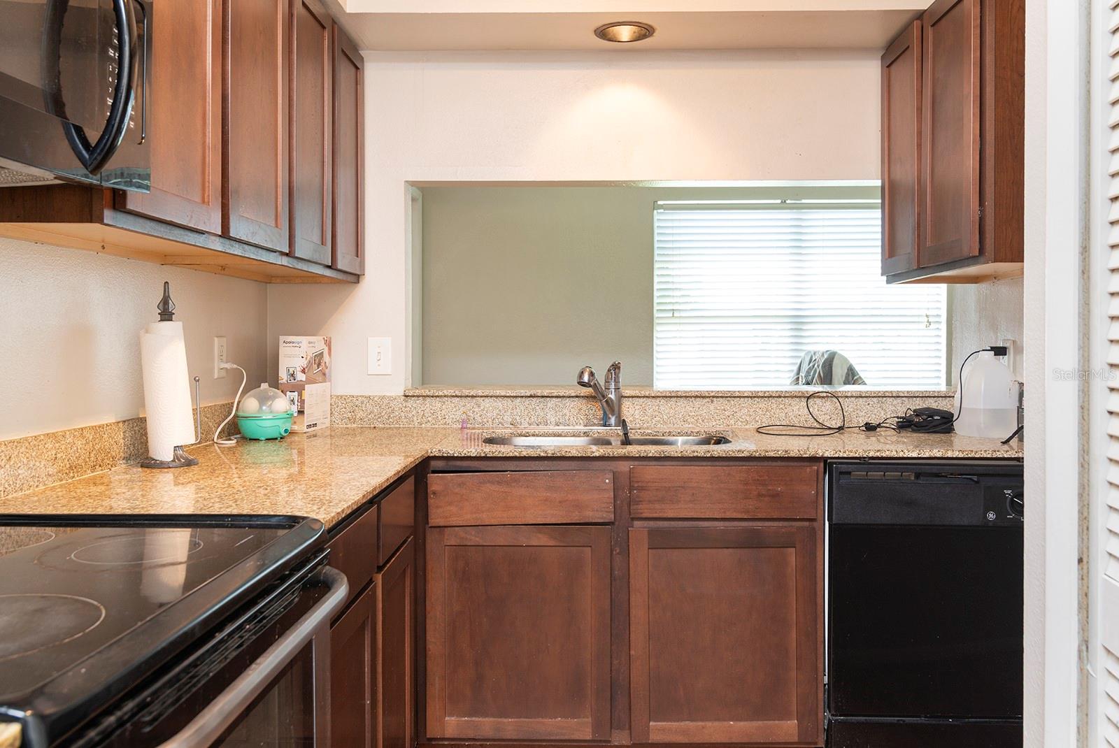 507 NORTHLAKE DR #507 — photo 4