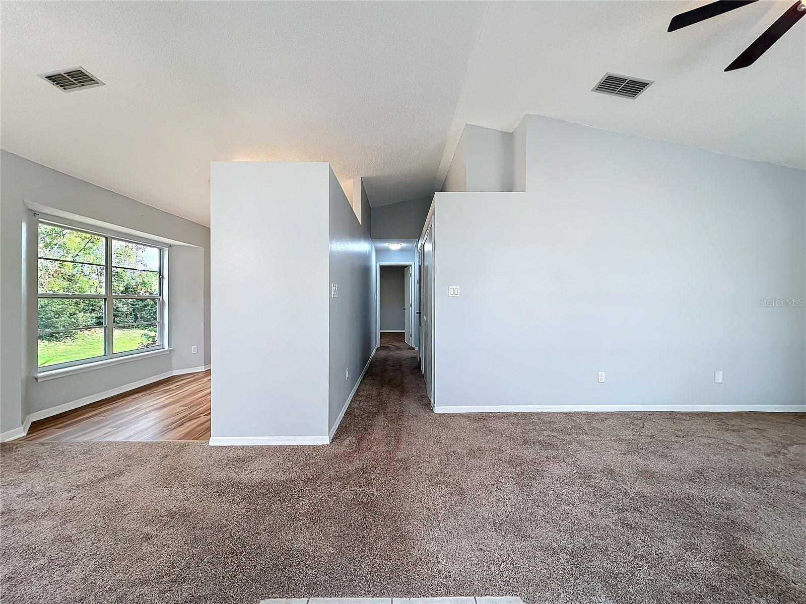 310 SUNVISTA CT — photo 7