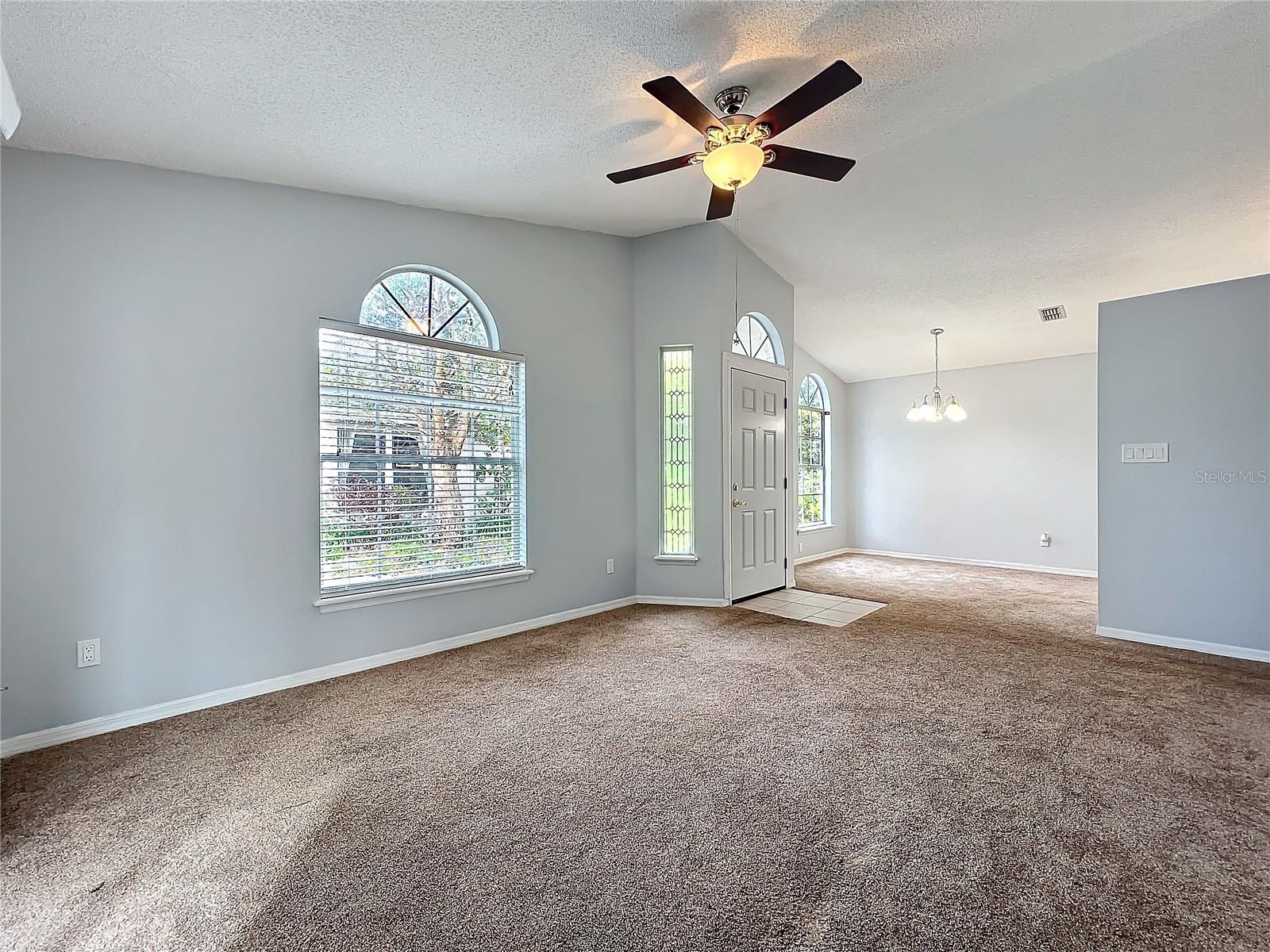 310 SUNVISTA CT — photo 9
