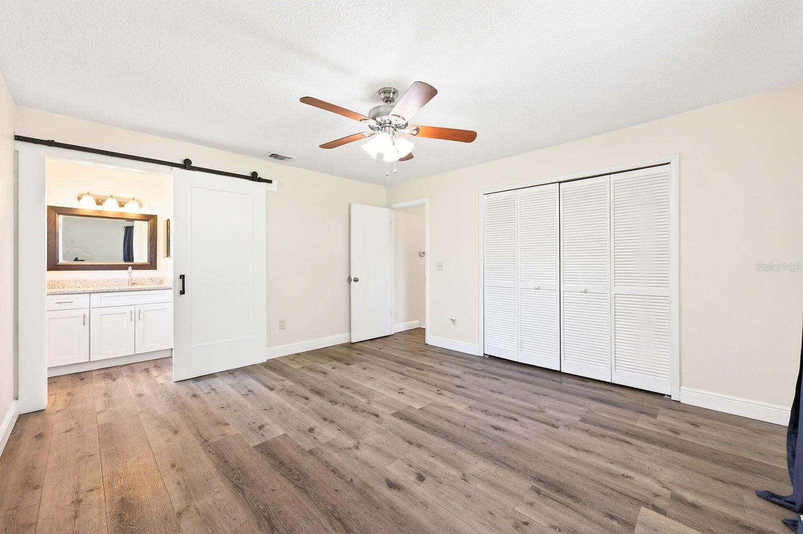 745 MENTMORE CIR — photo 11