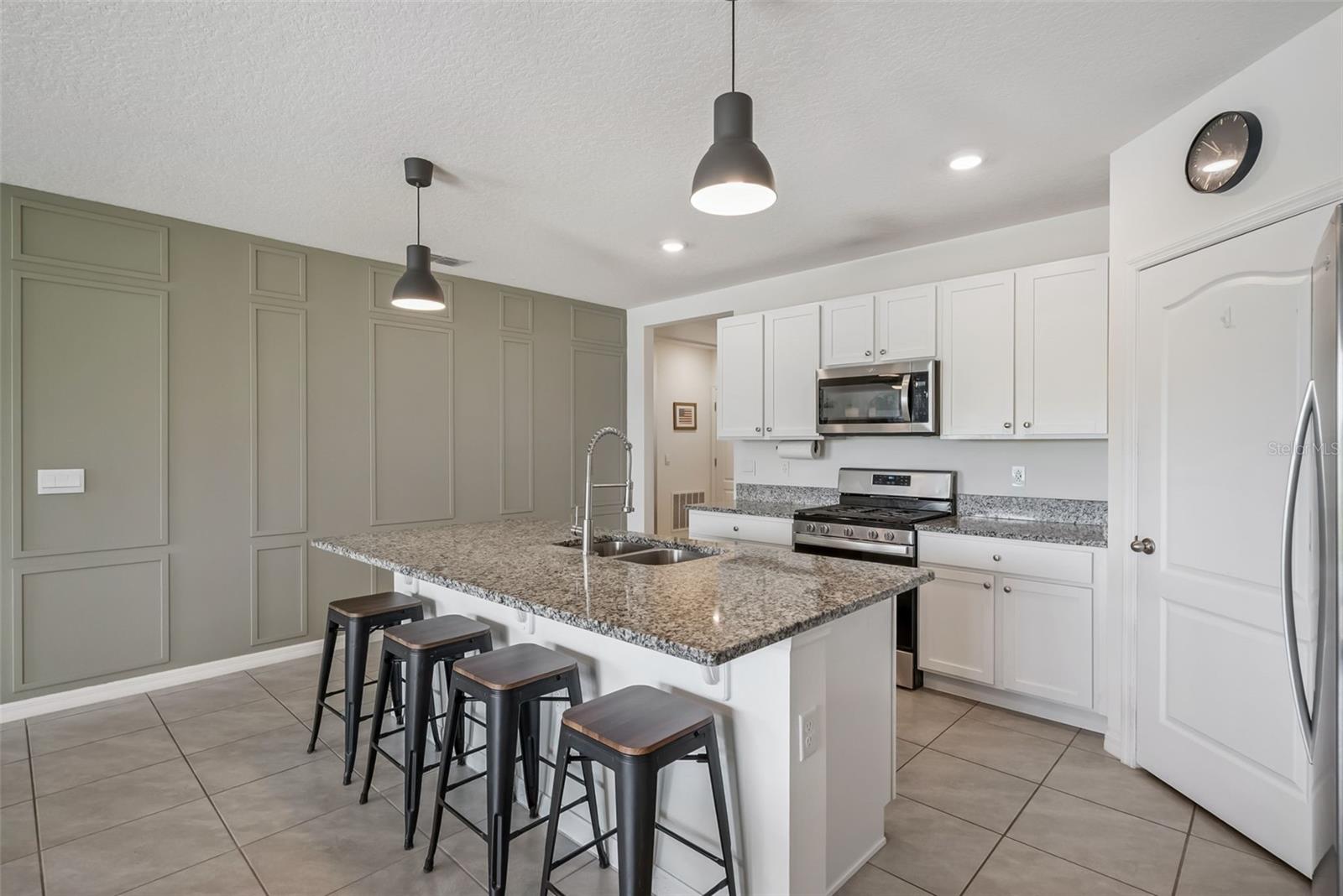 623 LAZIO CIR — photo 4