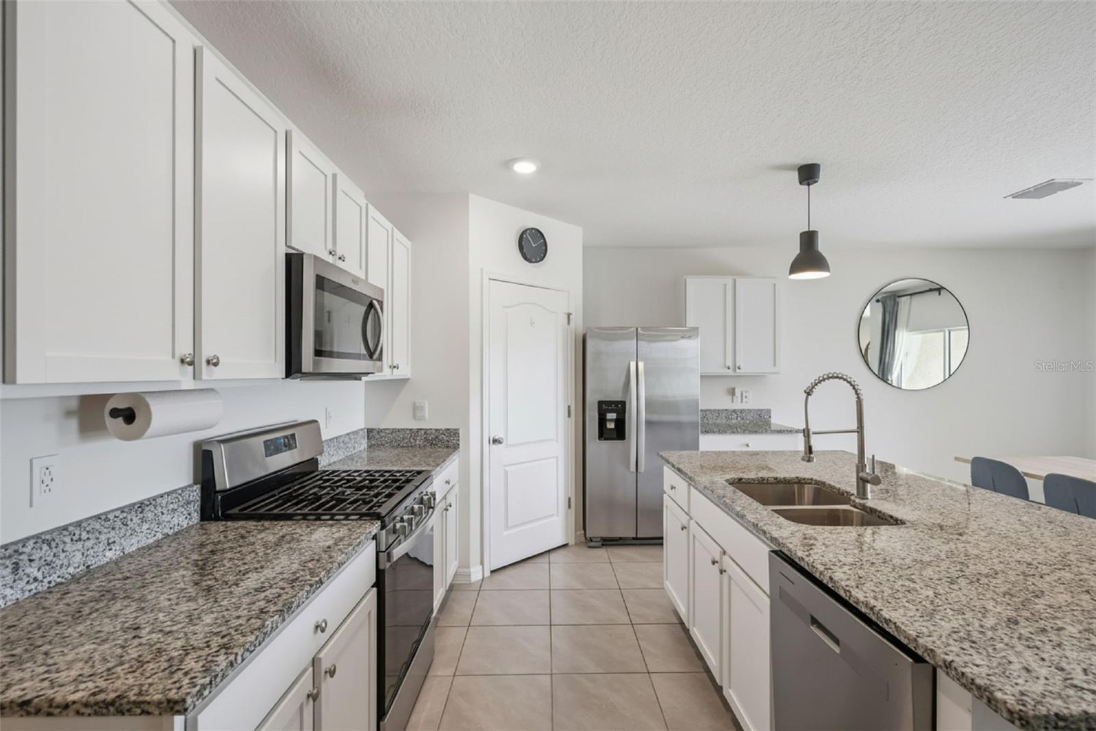 623 LAZIO CIR — photo 5