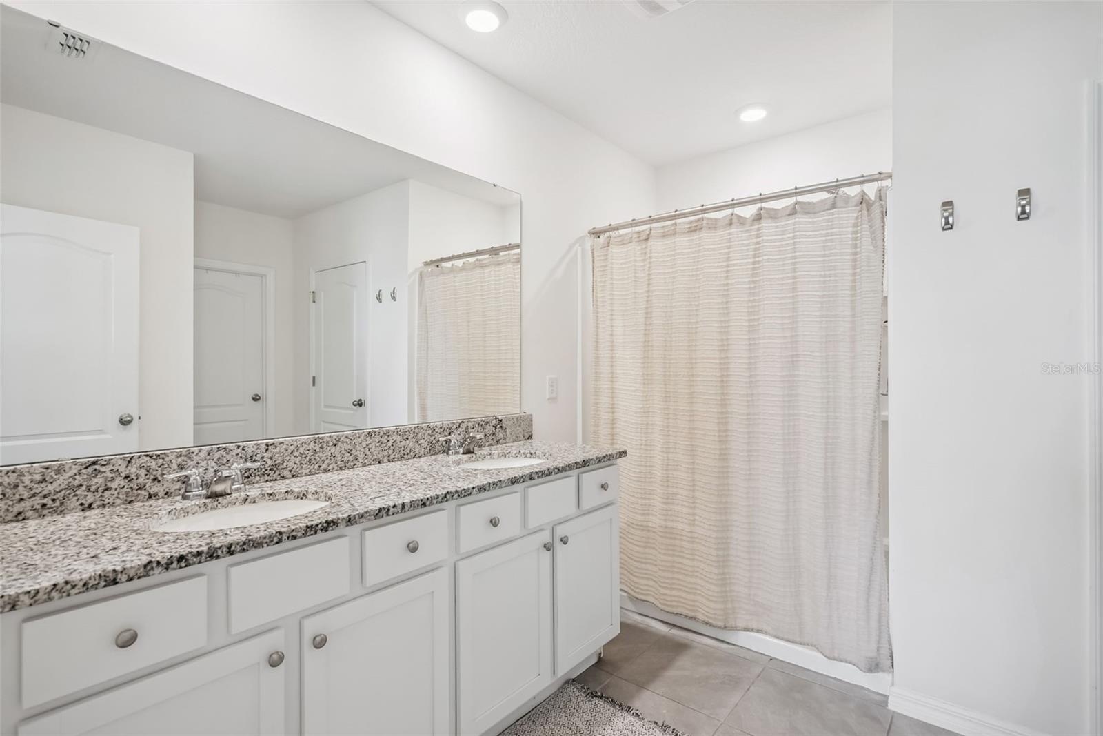 623 LAZIO CIR — photo 10