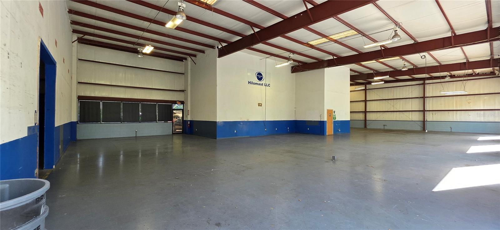 402 CHAIRMAN CT — photo 5