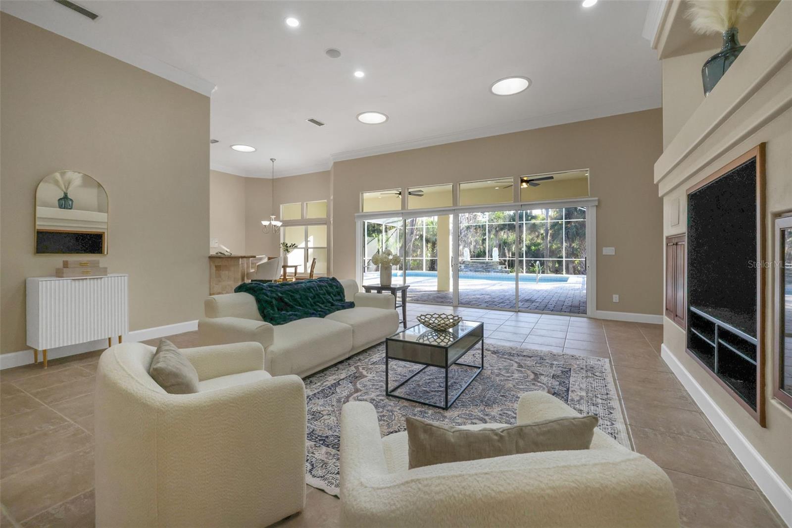 11 CYPRESS HOLLOW LN — photo 10