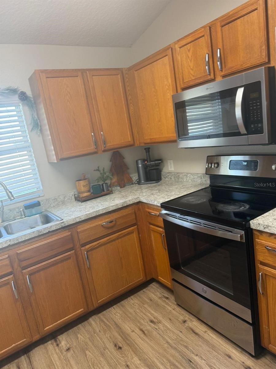 2436 COURTLAND BLVD — photo 3