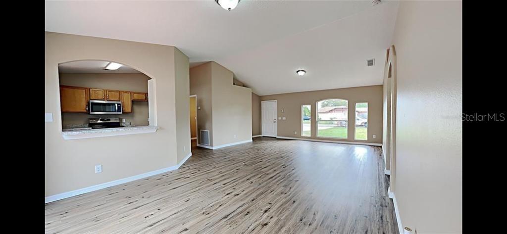 2436 COURTLAND BLVD — photo 7
