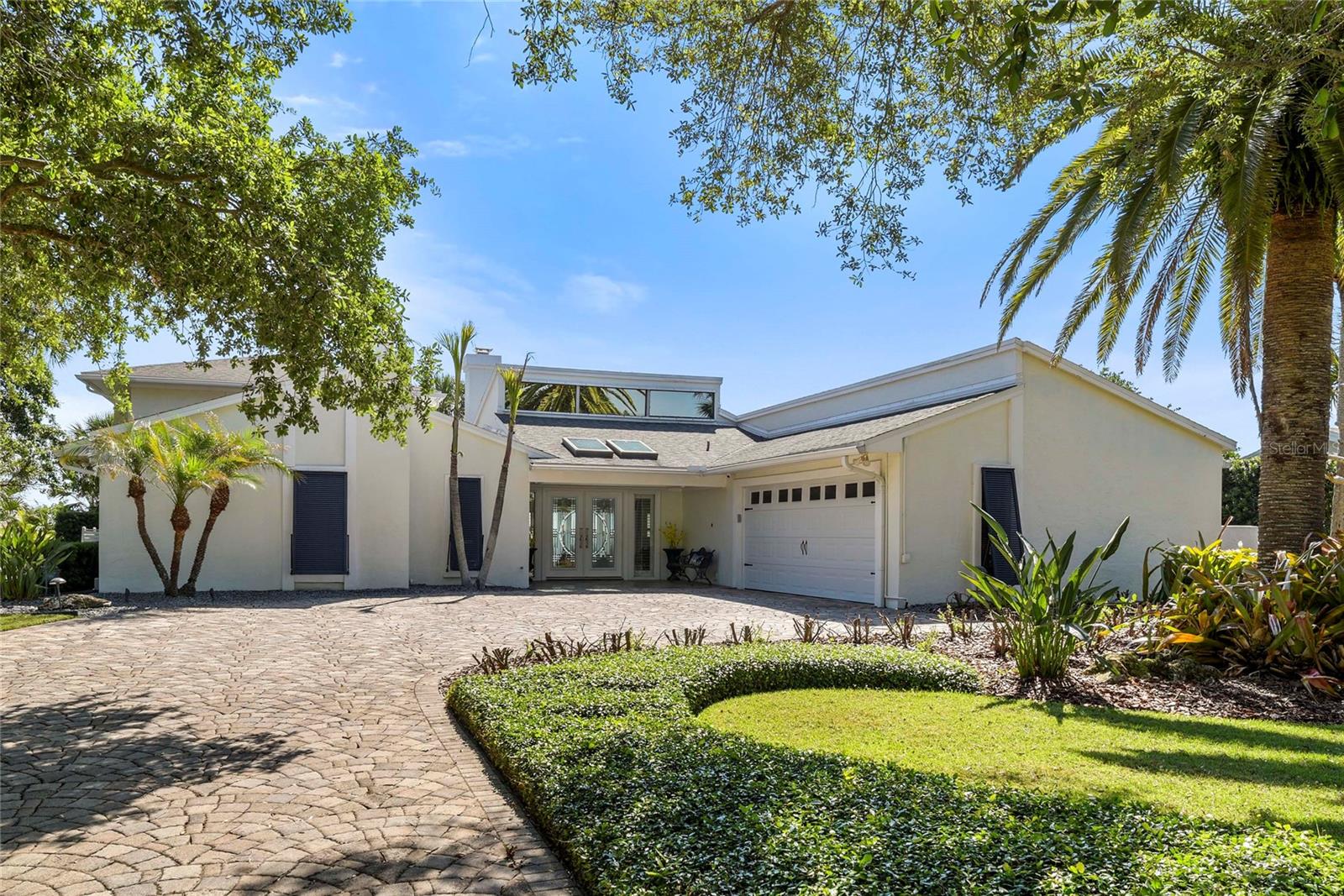 1215 COMMODORE DR — photo 5