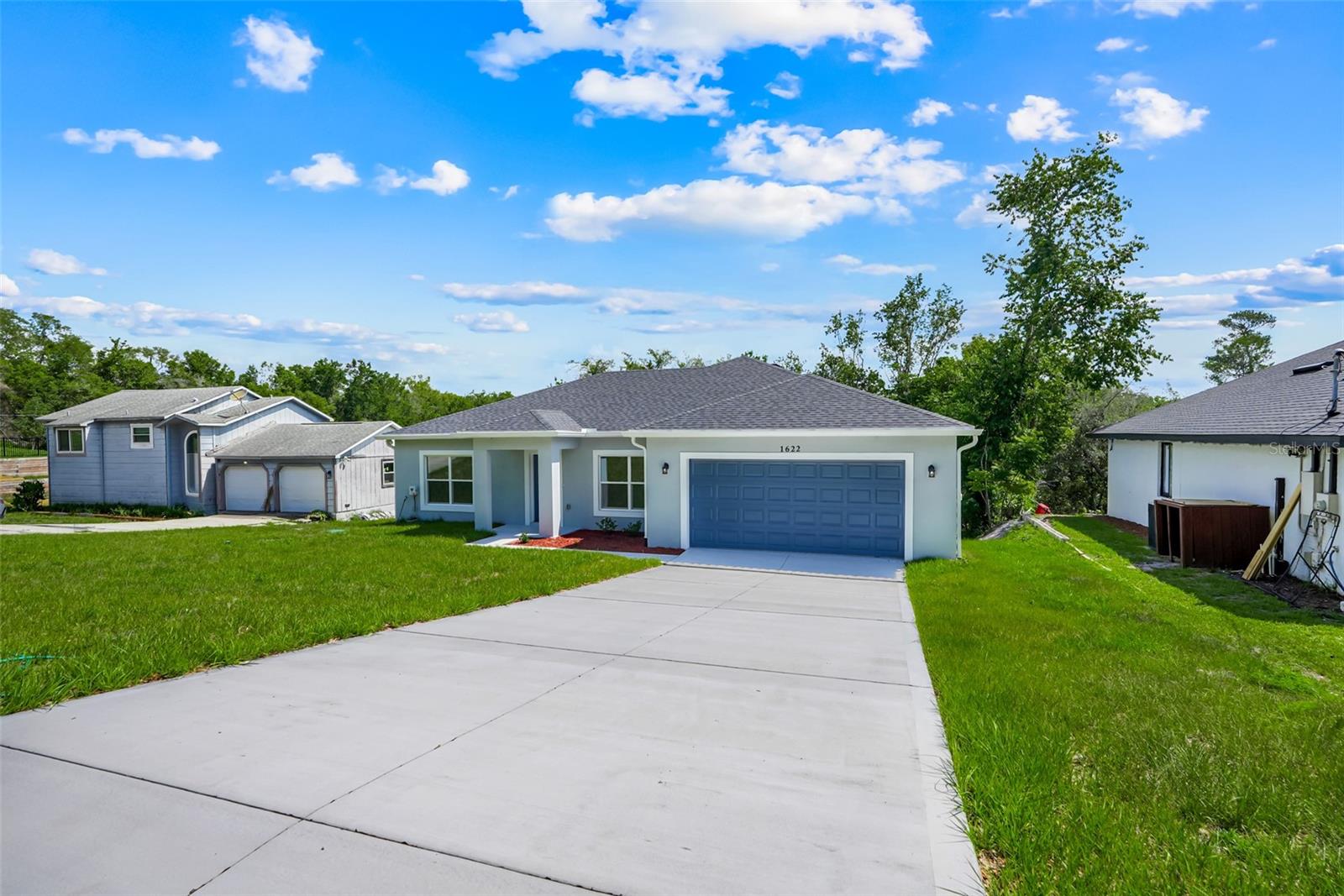 1622 N MERRICK DR — photo 6