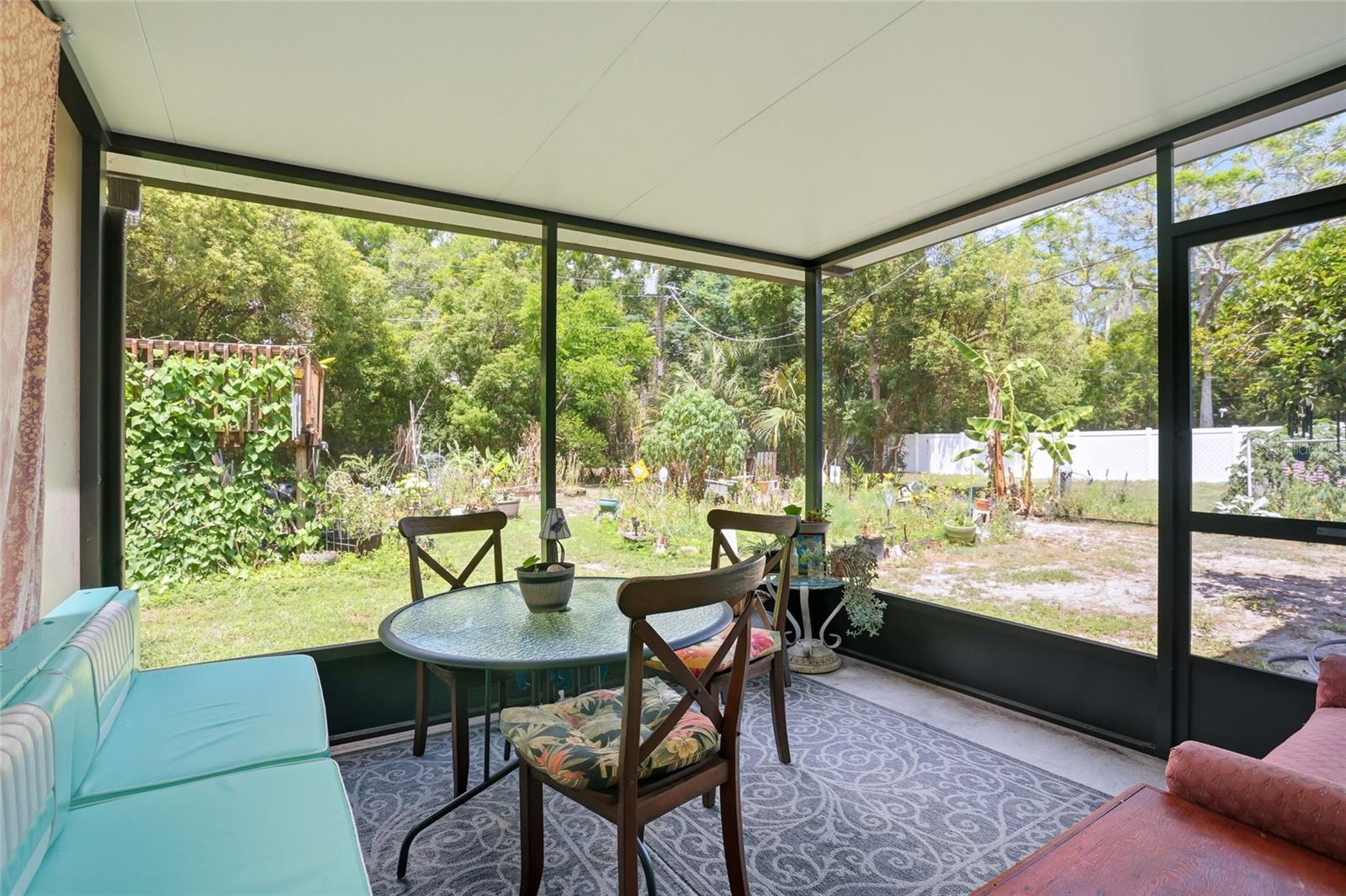 804 ROSALIA DR — photo 4