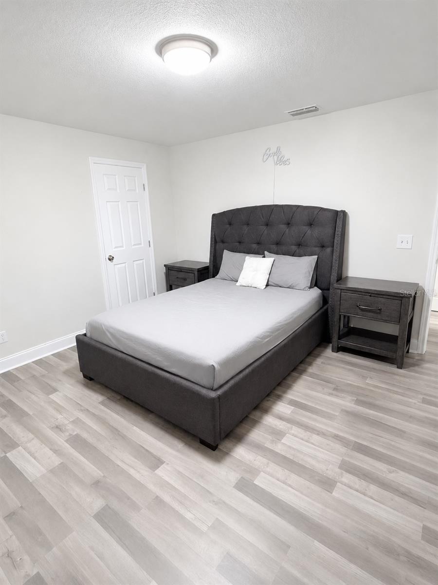 3237 LONDON AVE — photo 9