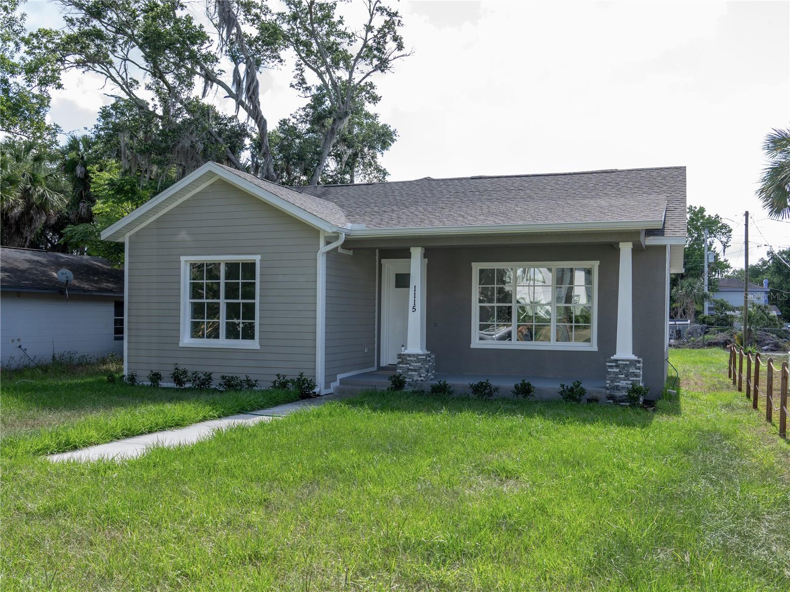 1115 HICKORY