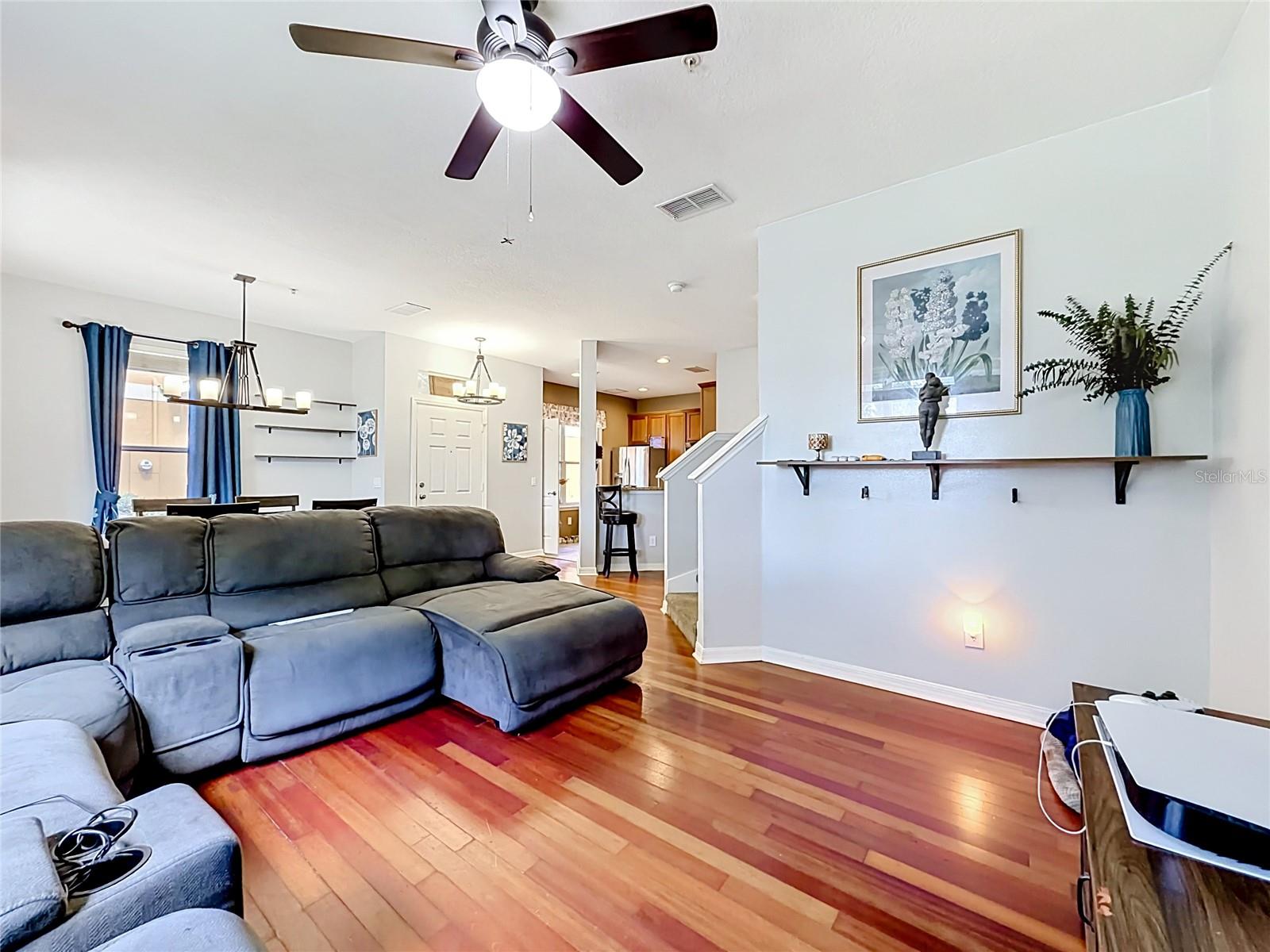3531 PINE OAK TRL — photo 2
