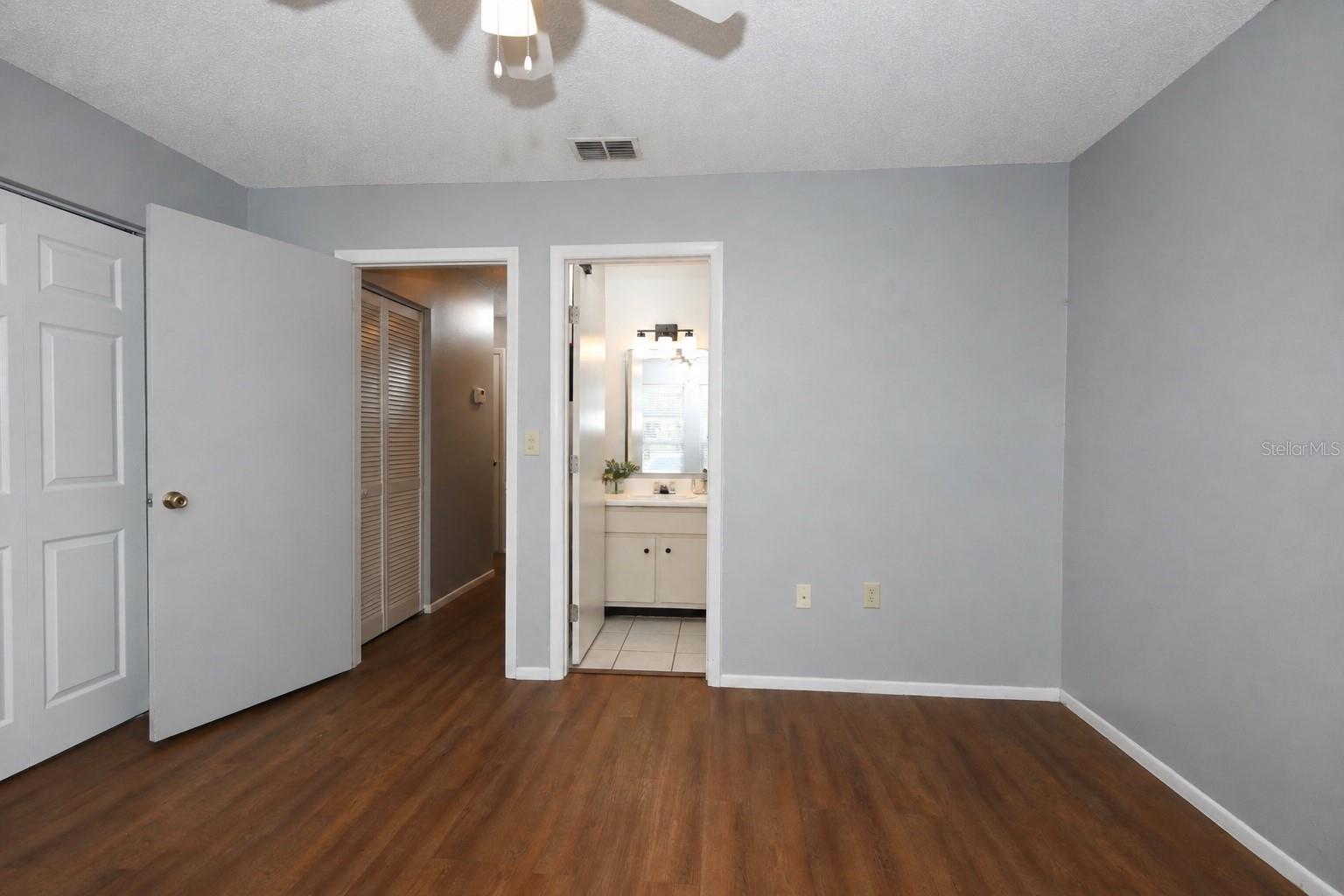 115 DORCHESTER SQ — photo 11