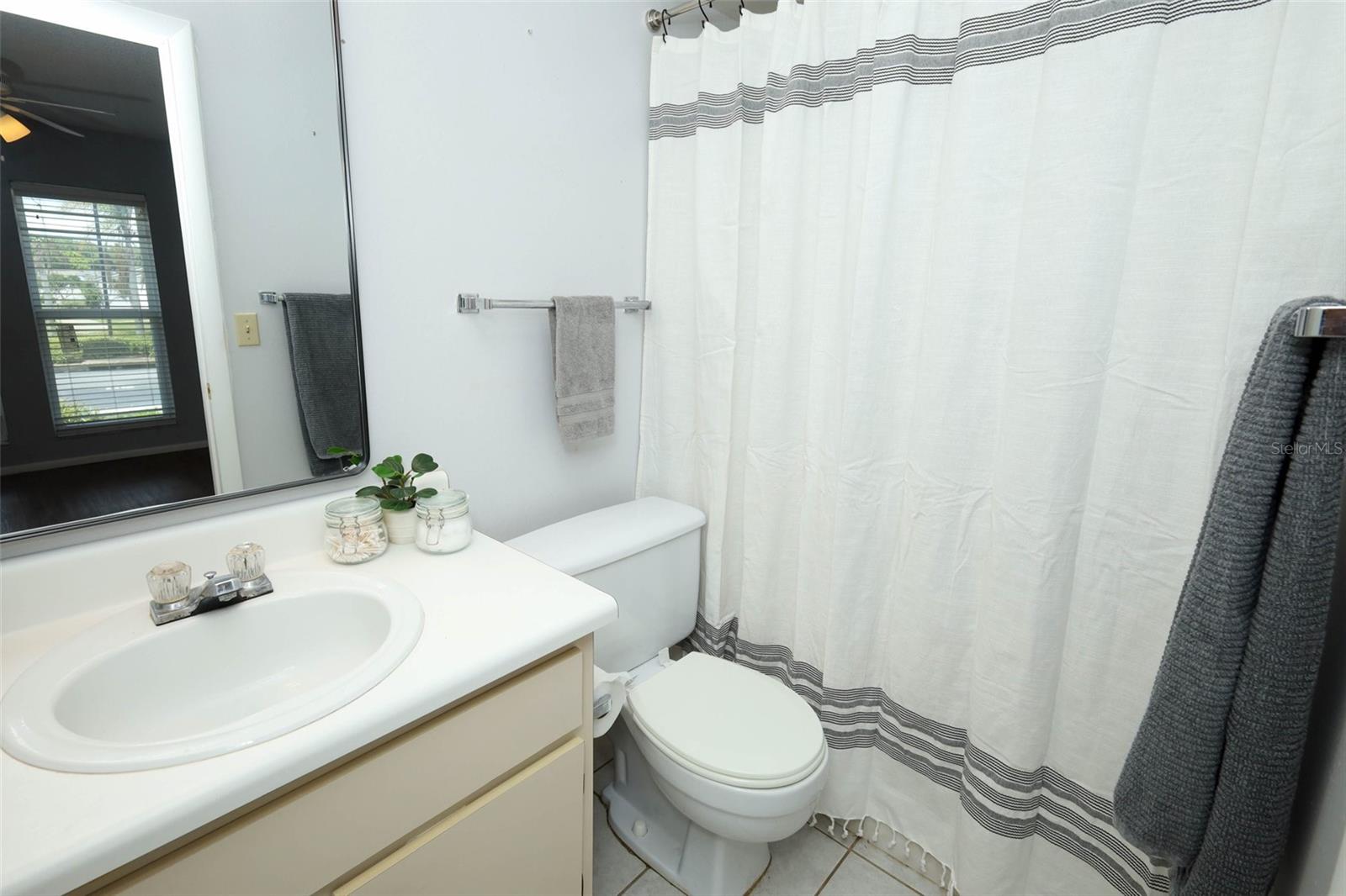 115 DORCHESTER SQ — photo 12
