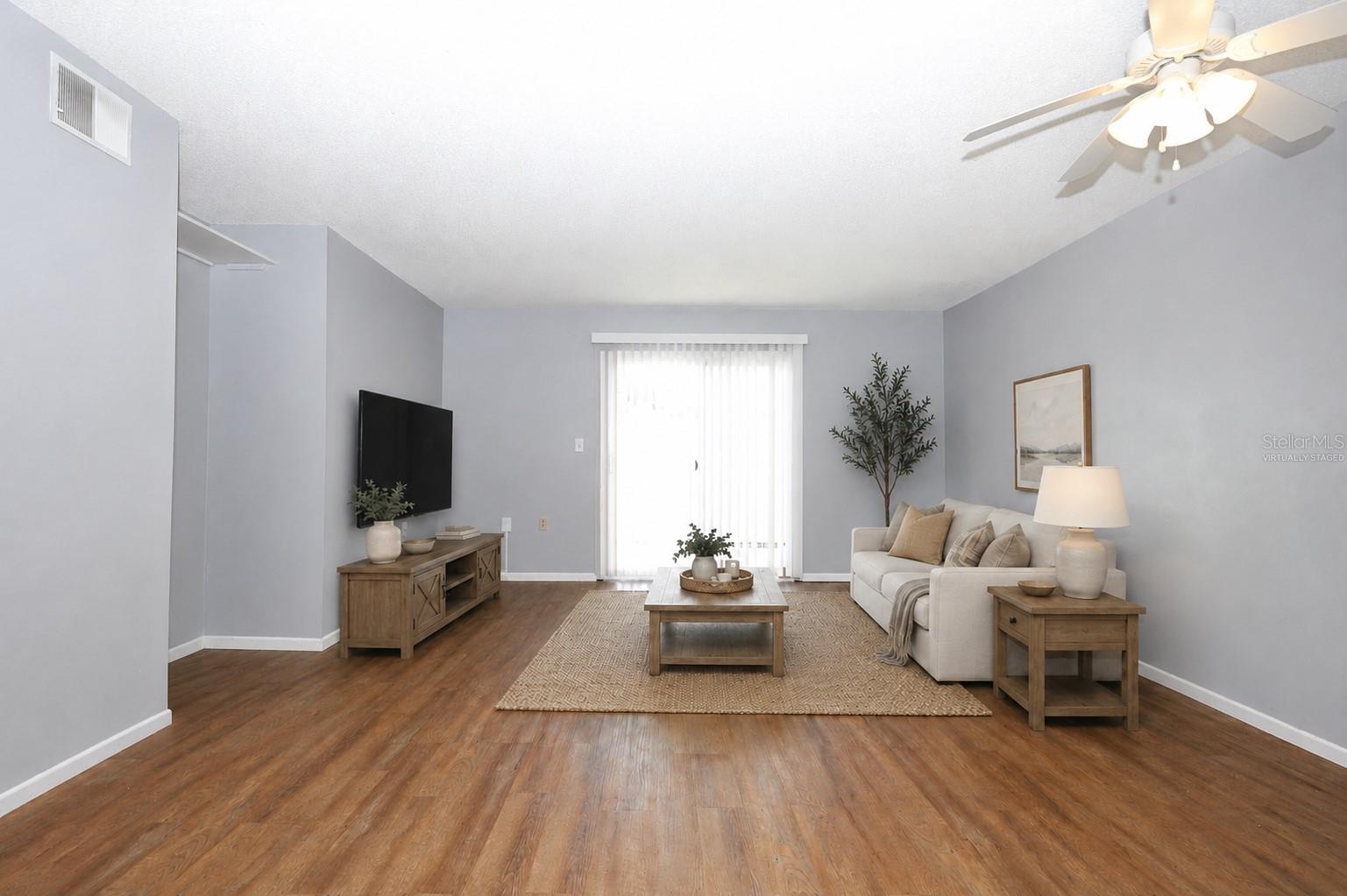 115 DORCHESTER SQ — photo 9