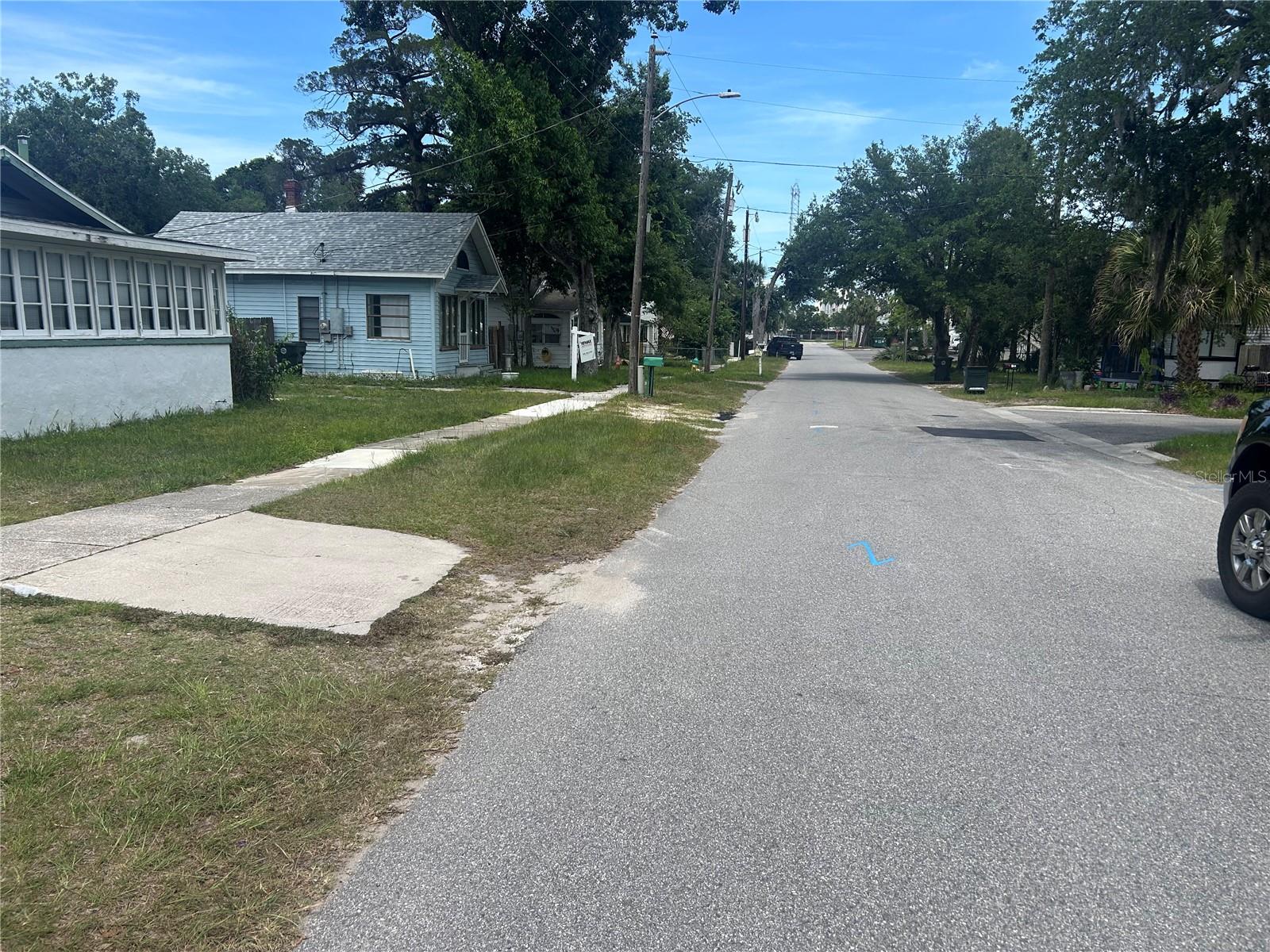 147 KINGSTON AVE — photo 3