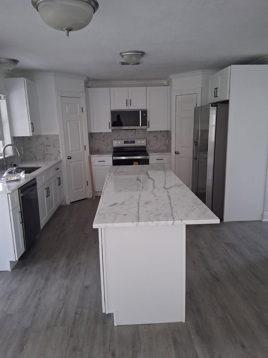 139 OAK VIEW PL — photo 5