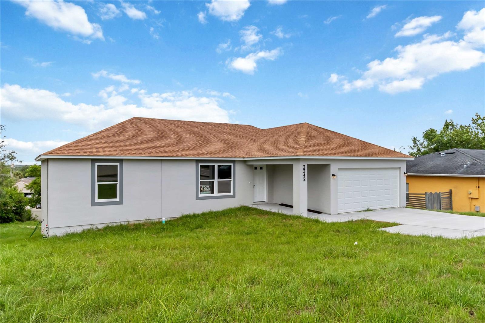 2242 N NORMANDY BLVD — photo 2