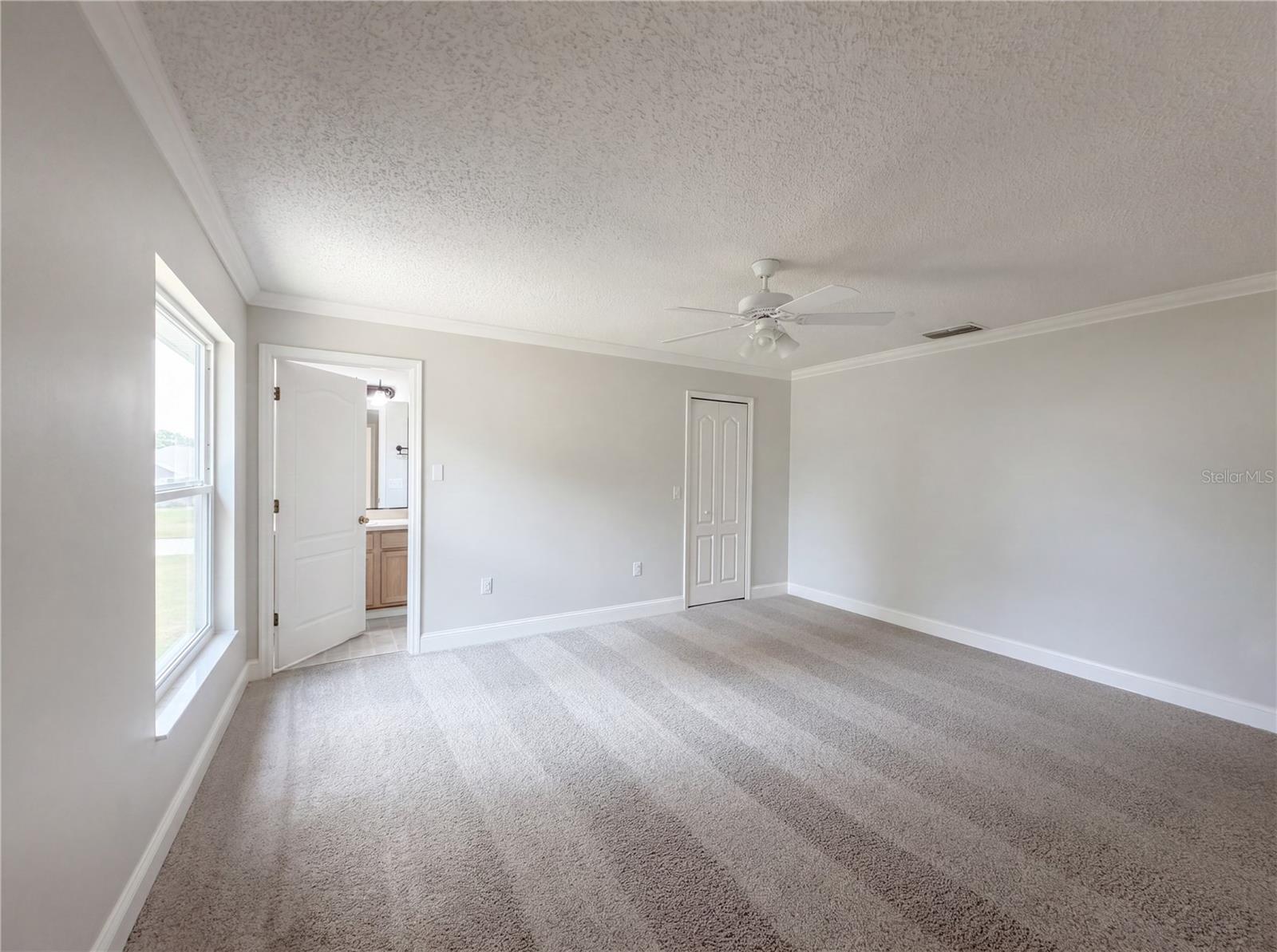 1360 WILDBERRY LN — photo 4