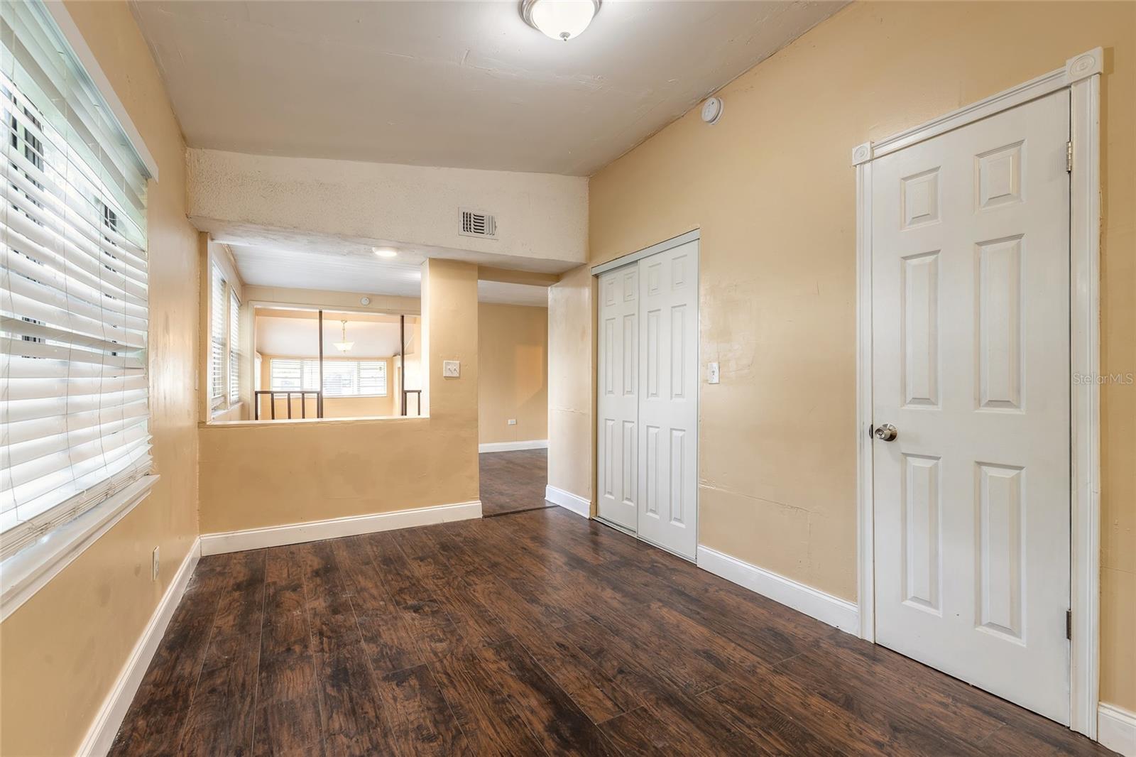 730 FLANDERS AVE — photo 10