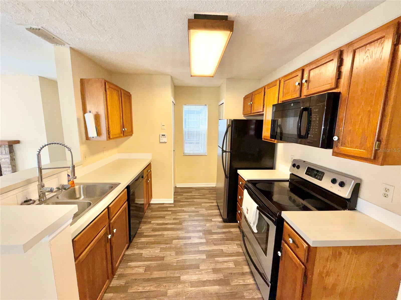 944 BAKEWELL CT #106 — photo 8