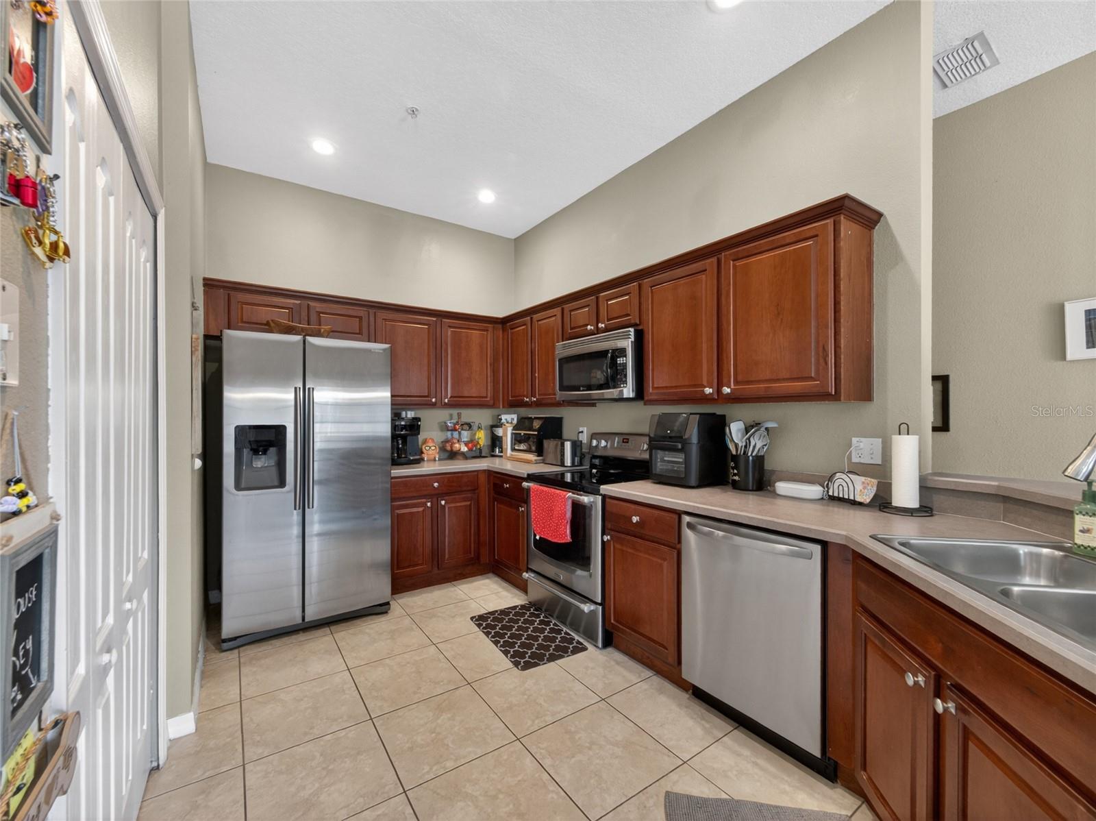 2811 SAN JACINTO CIR — photo 8