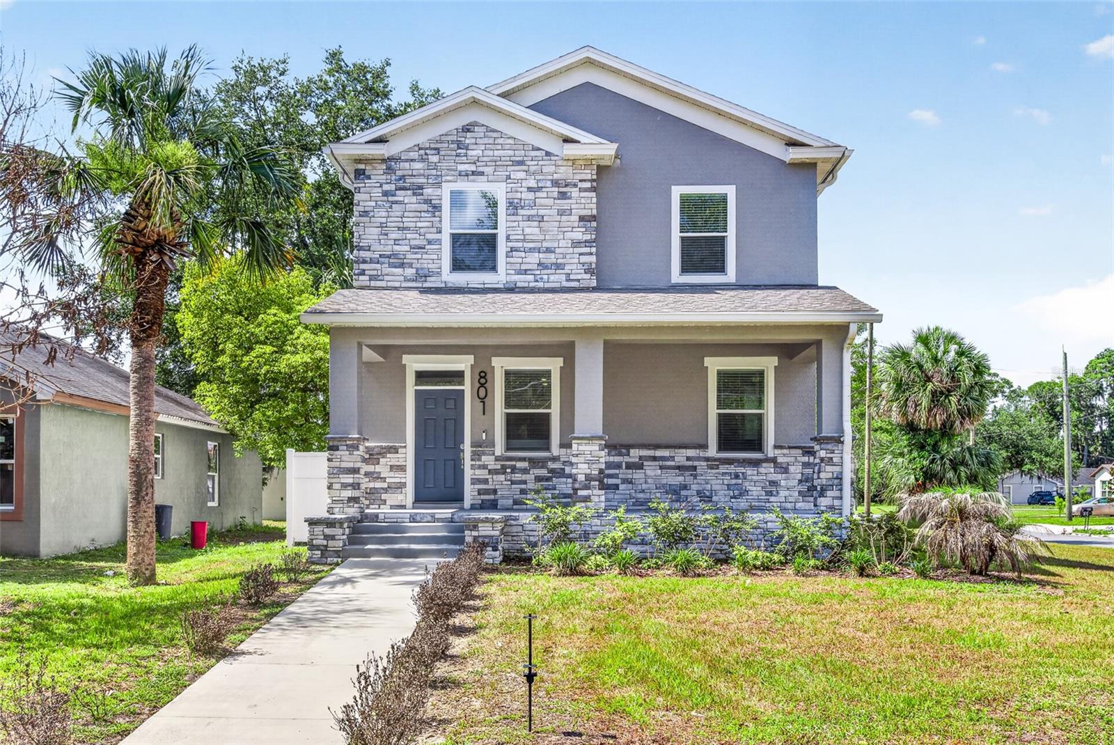 801 PECAN AVE