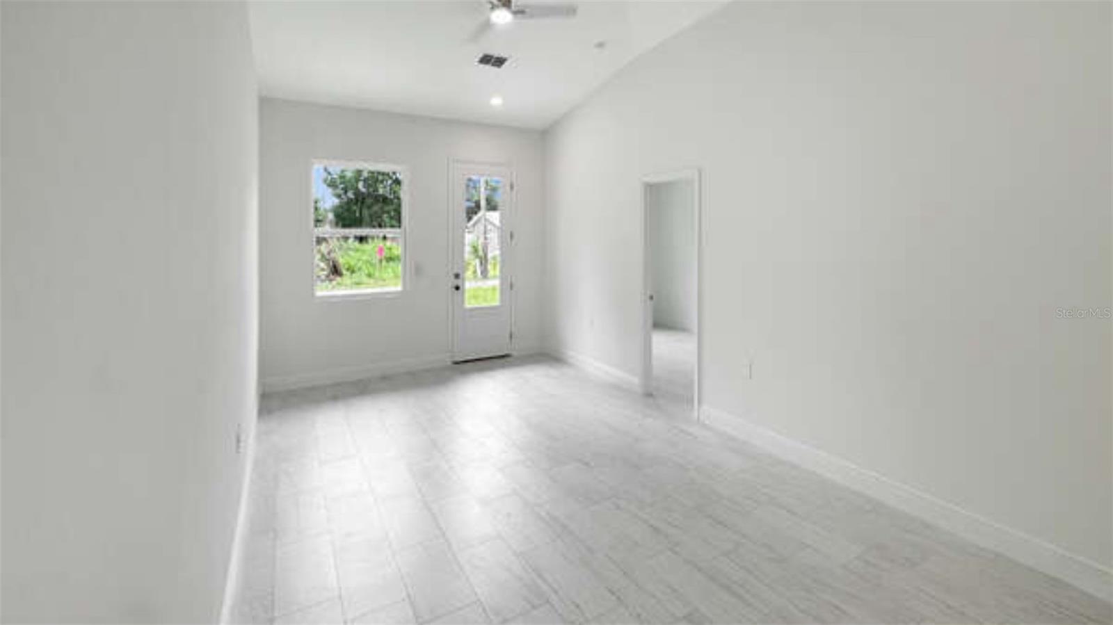 3620 WASHINGTON ST — photo 10