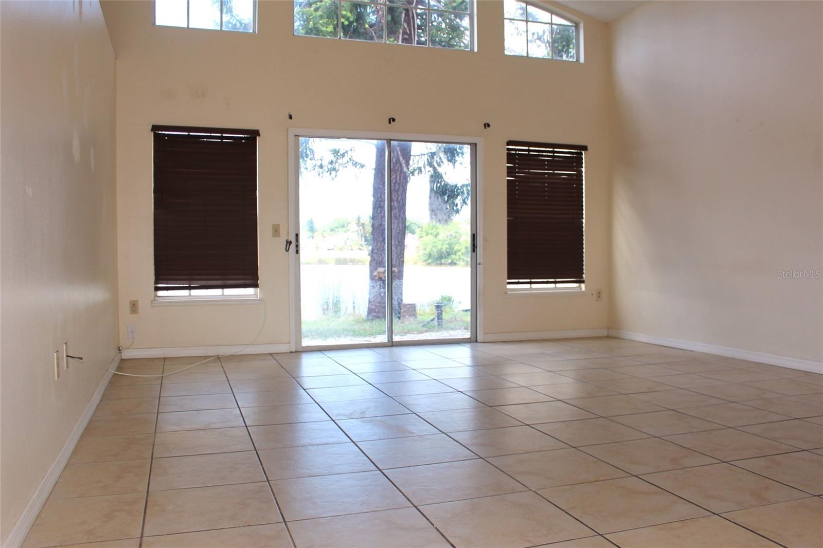 3036 DELLCREST PL — photo 4