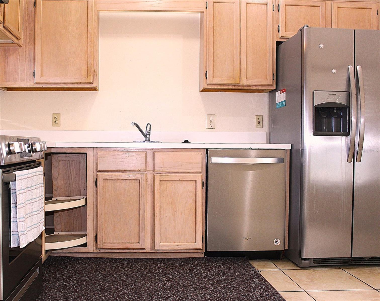 3036 DELLCREST PL — photo 6