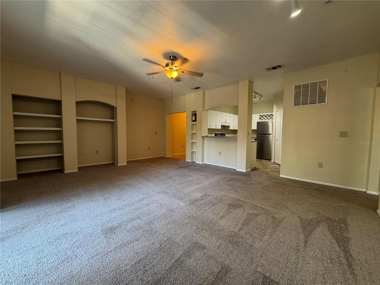132 VISTA VERDI CIR #228 — photo 4