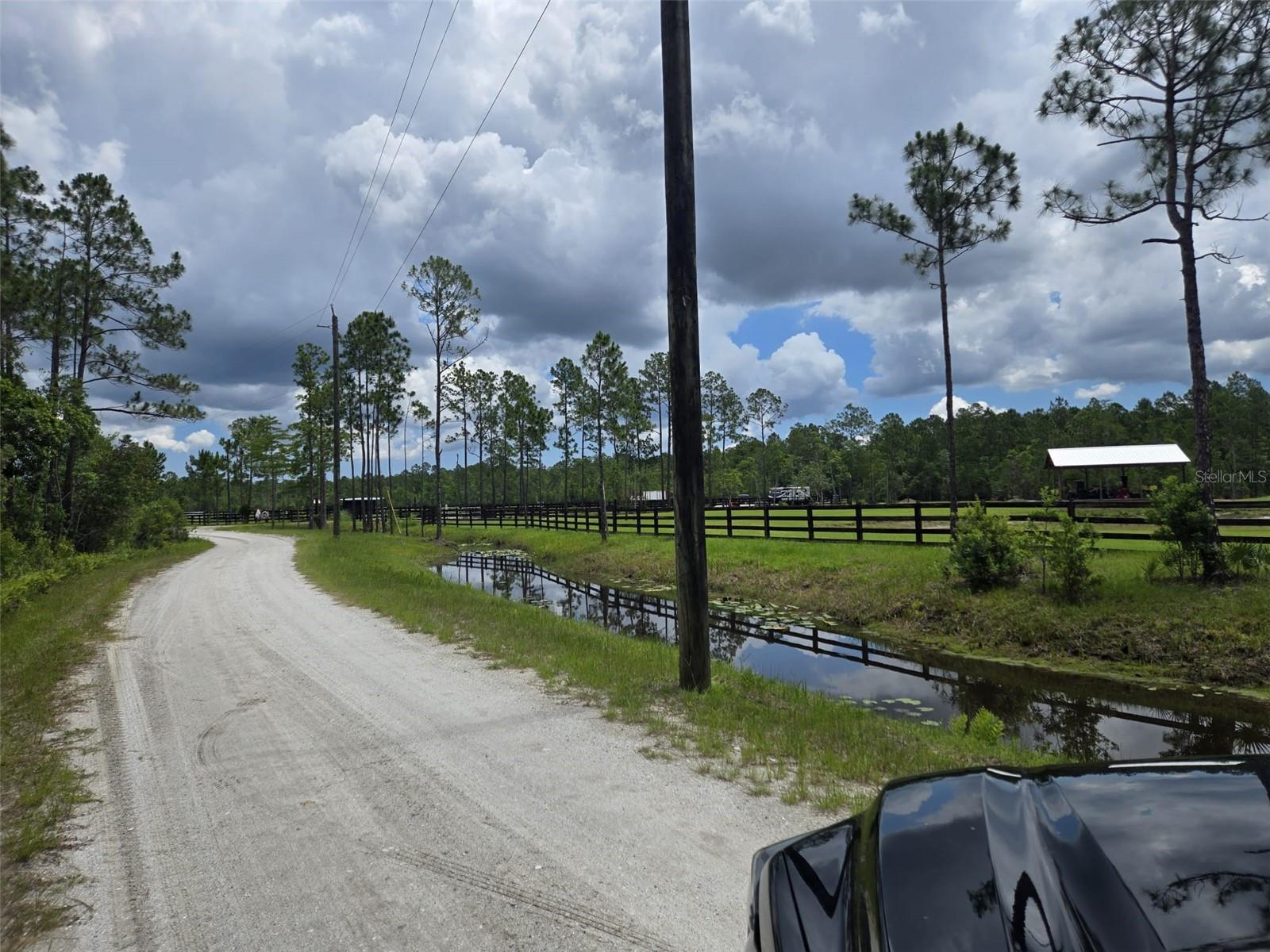 1135 OMEGA RANCH RD #4&5 — photo 2