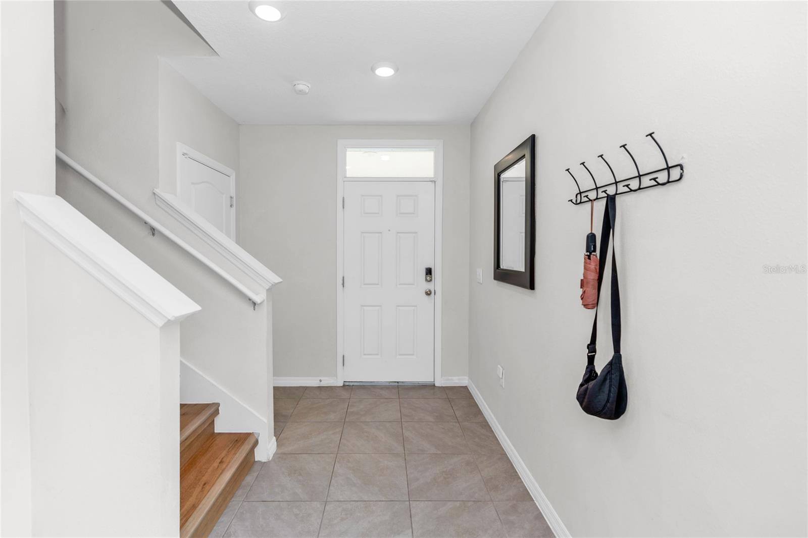 3758 SUNGROVE CIR — photo 3