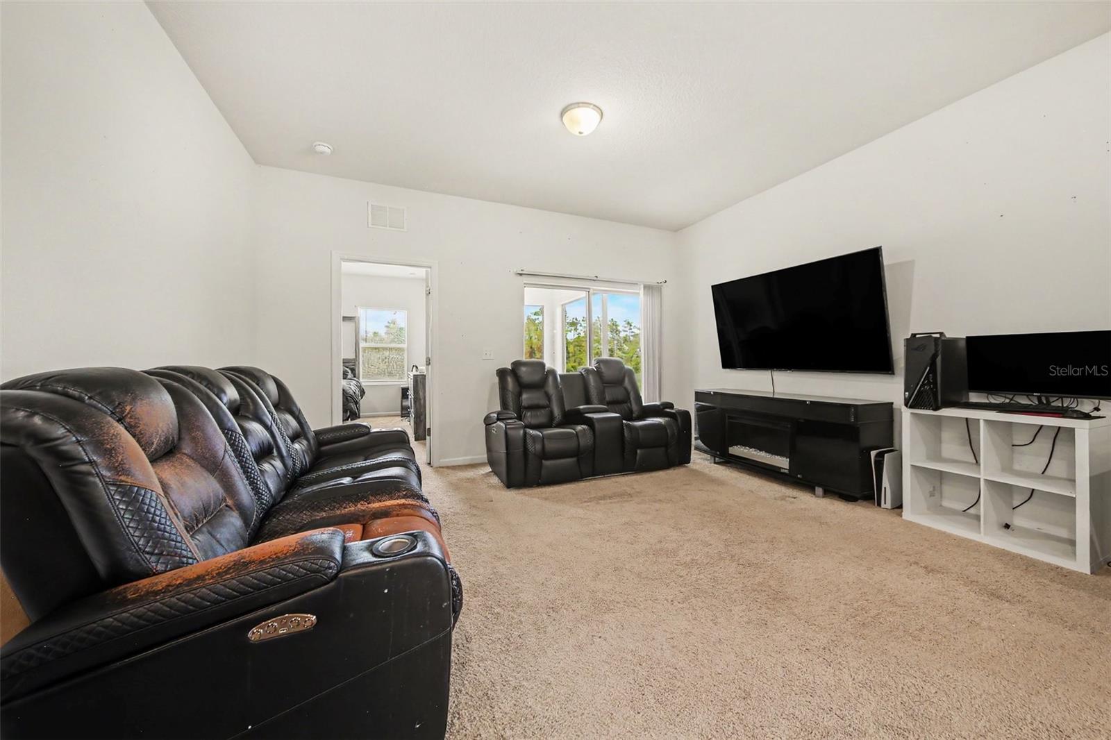 1006 COMMUTER DR — photo 4