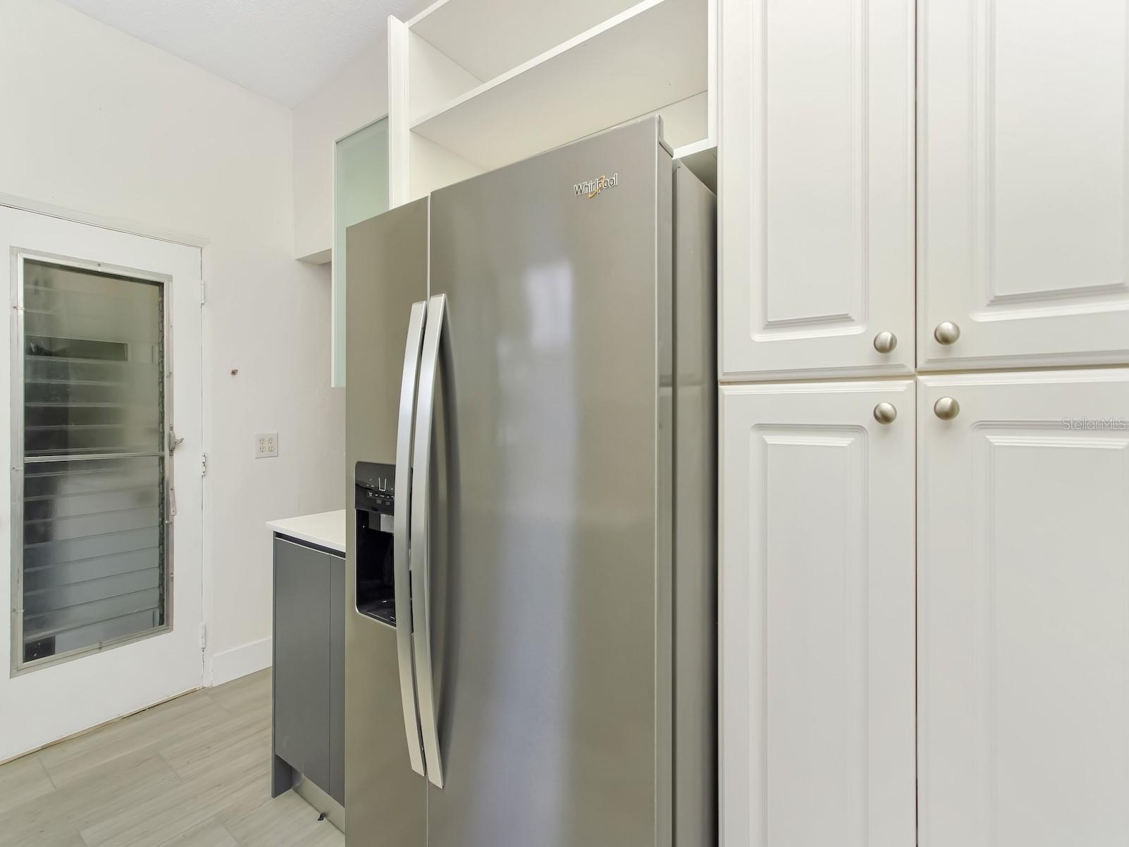 342 BOYLSTON AVE — photo 12