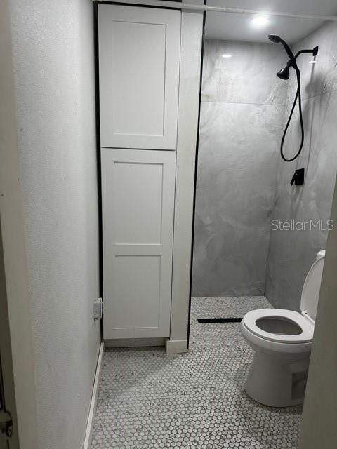 156 PINECREST DR — photo 12